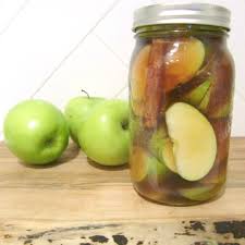 Apple pickles