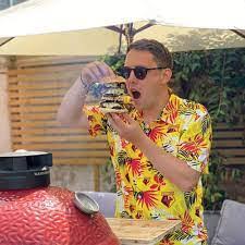 Sunday Outisde with Chris Stark and Peter Crouch (Episode 15) (Sunday 11th Febuary 2024) (Superbowl tonight) (we're in the UK) (Chris Will Have A Midnight BBQ)